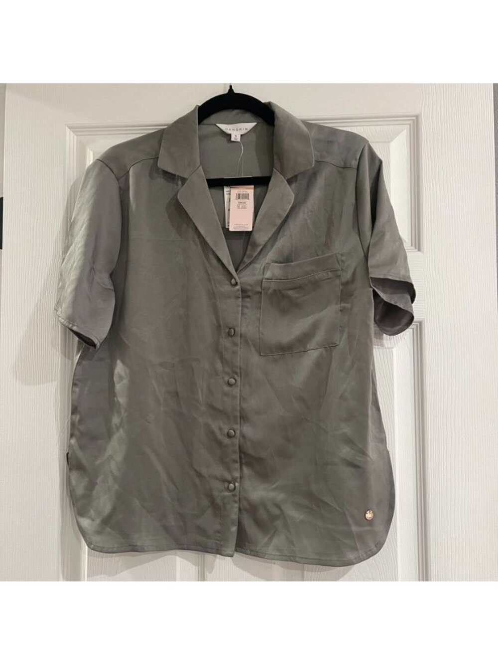 Danskin Gray Satin Short Sleeve Button Front Top Size Small NWT